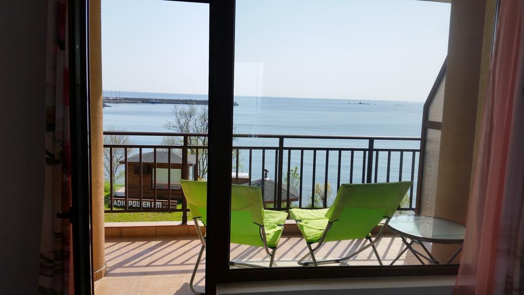 Studios Grace - Port Carevo Kültér fotó
